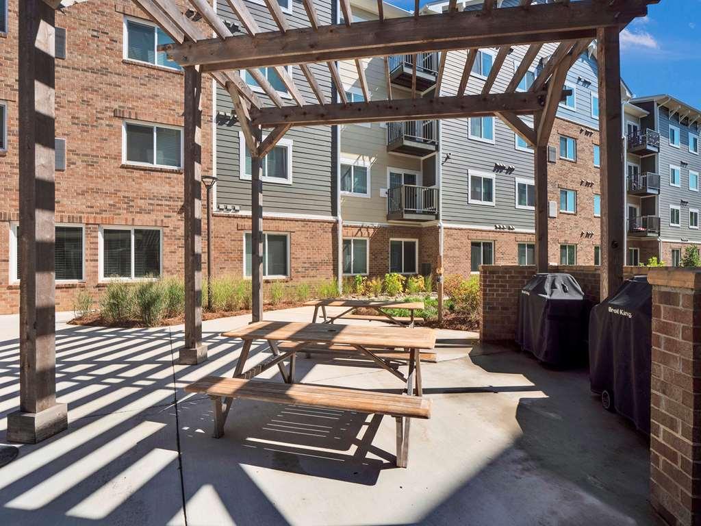 Waterwalk Extended Stay By Wyndham Charlotte - Arrowood Eksteriør billede