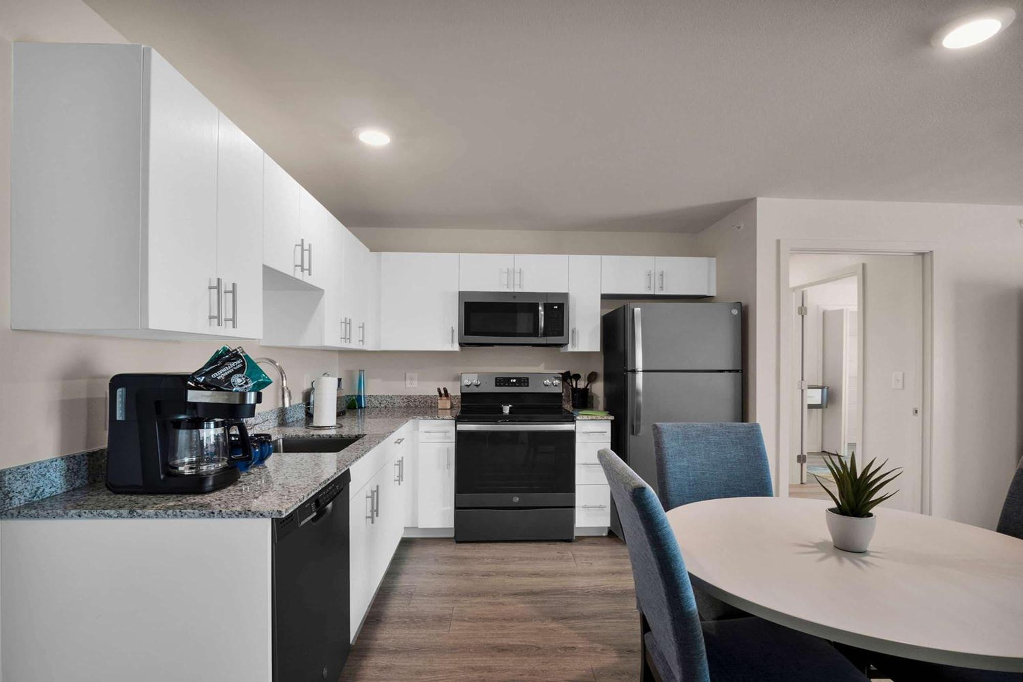 Waterwalk Extended Stay By Wyndham Charlotte - Arrowood Eksteriør billede