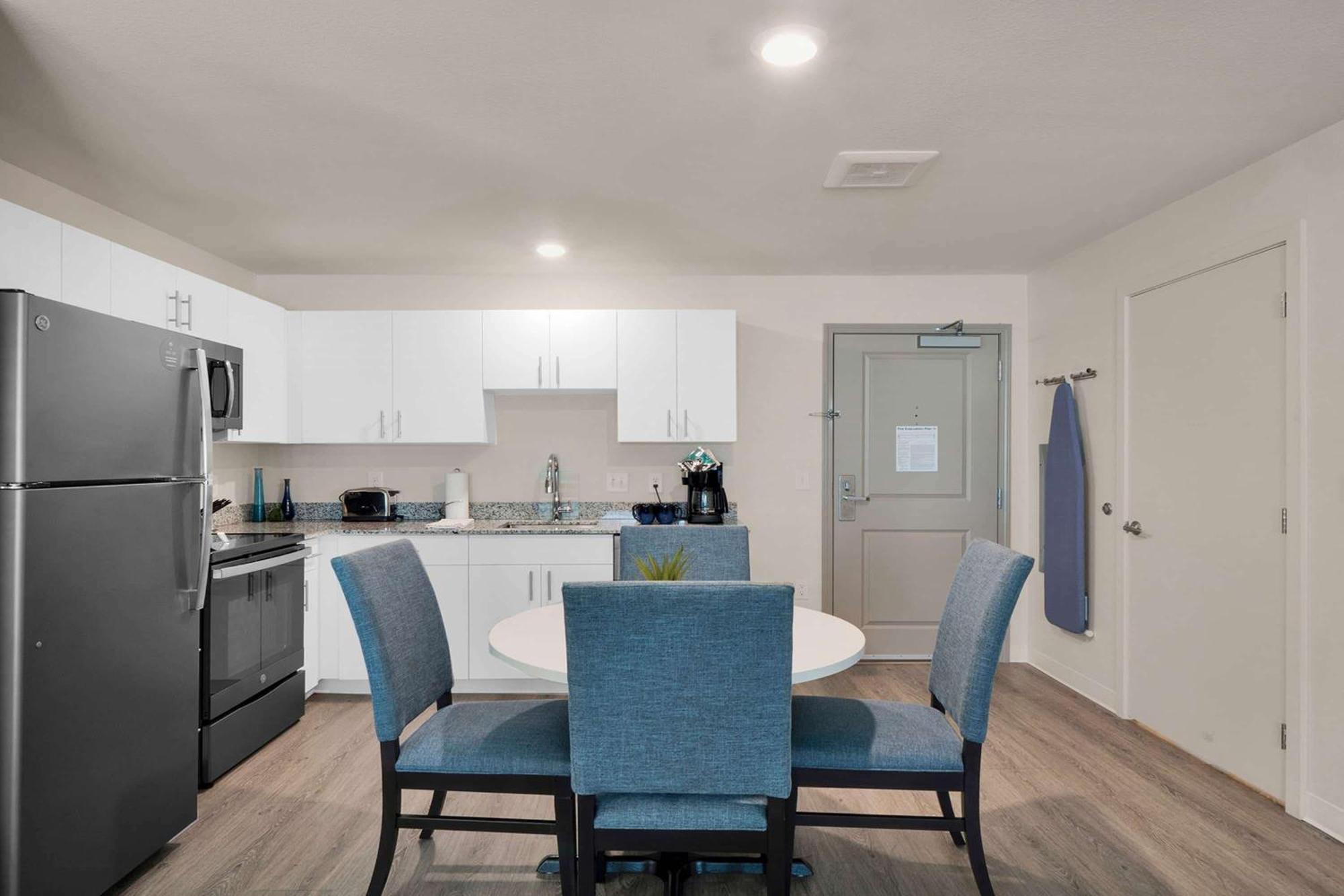 Waterwalk Extended Stay By Wyndham Charlotte - Arrowood Eksteriør billede